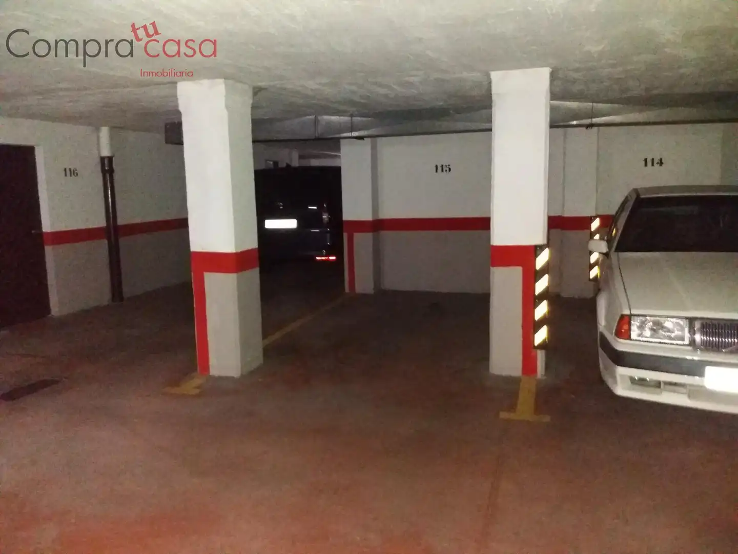 Parkplatz von Garage zur Miete in Segovia