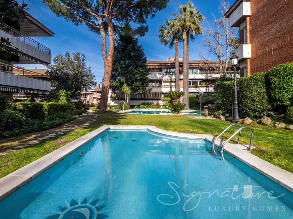 Exterior view of Ground floor for sale in Sant Cugat del Vallès  with Heating, Private garden and Terrace