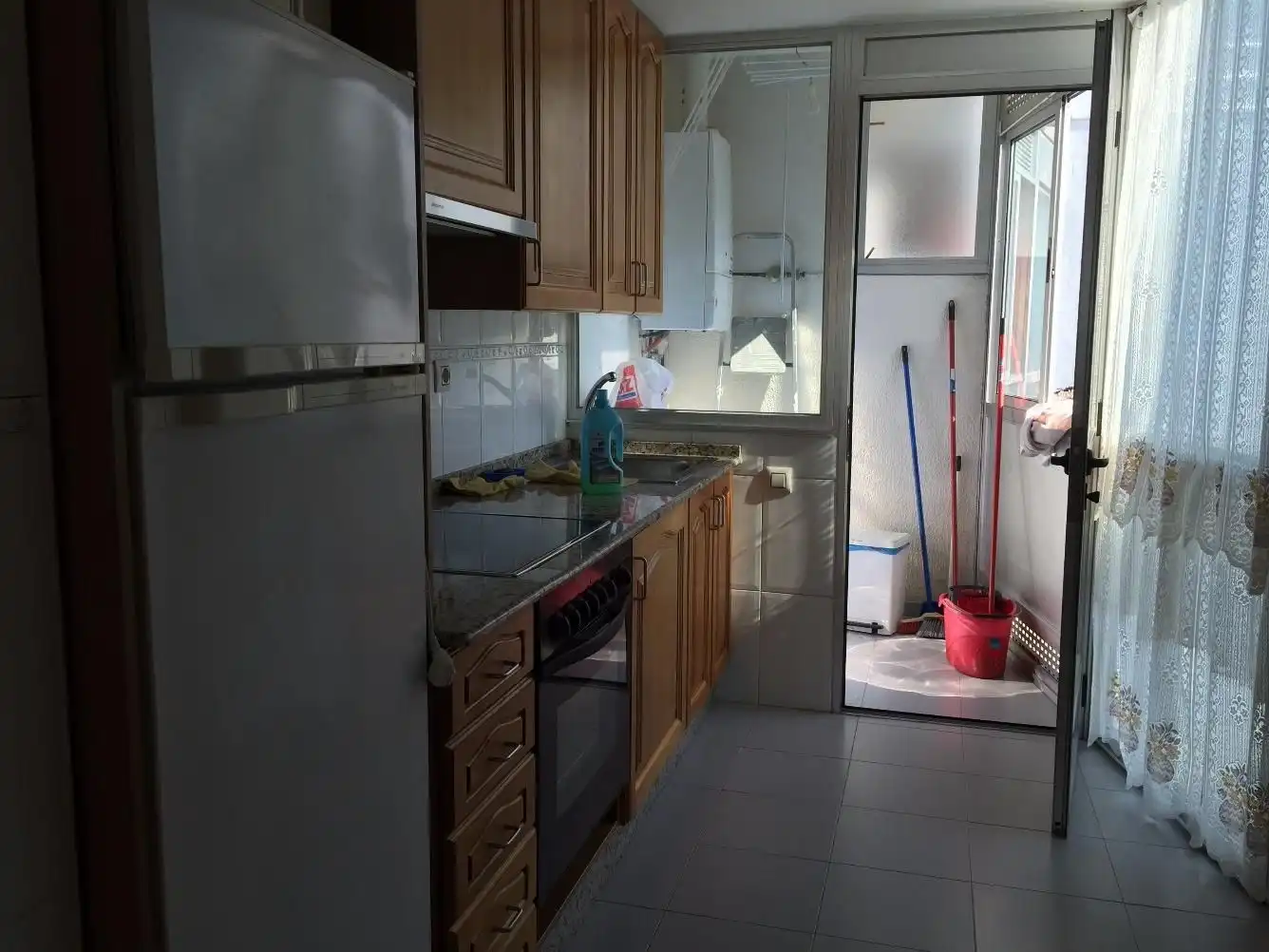 Cuina de Apartament de lloguer en Ferrol amb Calefacció, Parquet i Traster