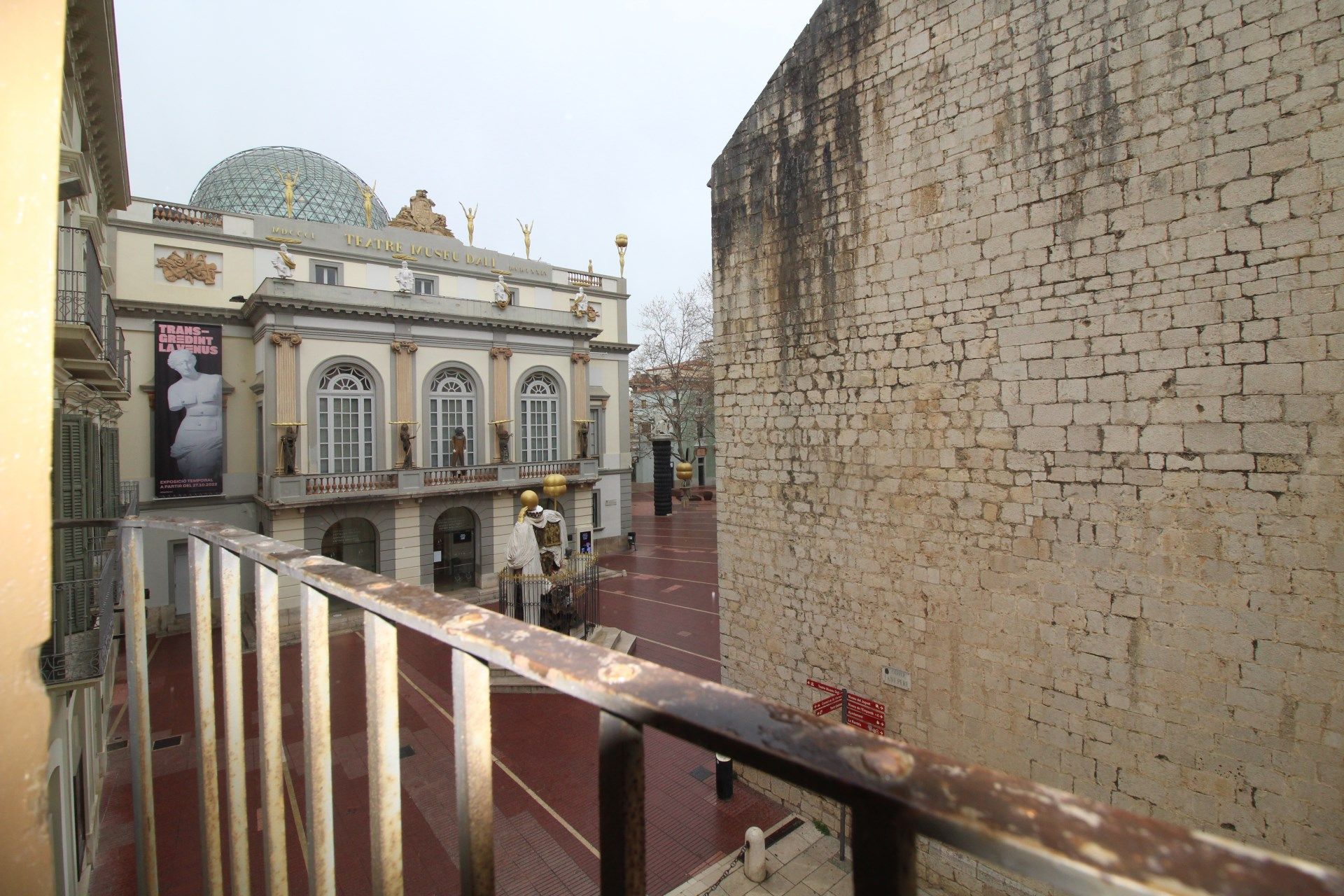 Vista exterior de Pis en venda en Figueres