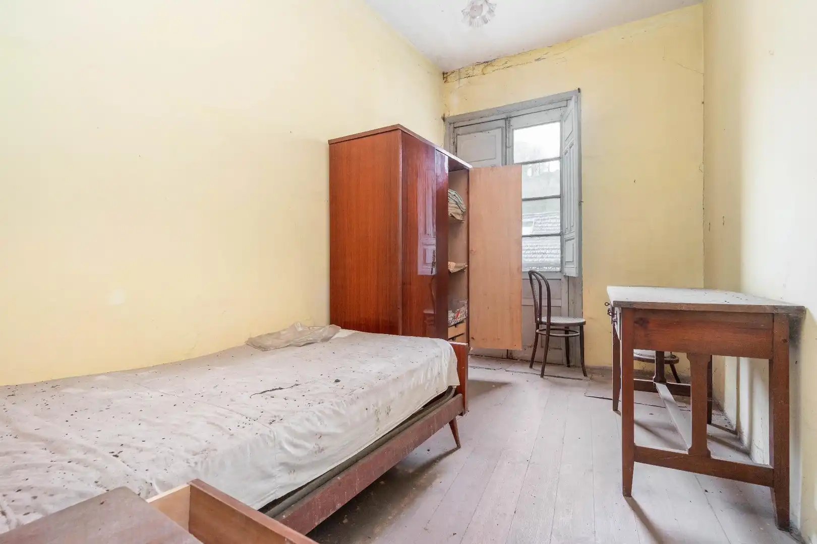 Bedroom of Houses for sale in Oviedo 