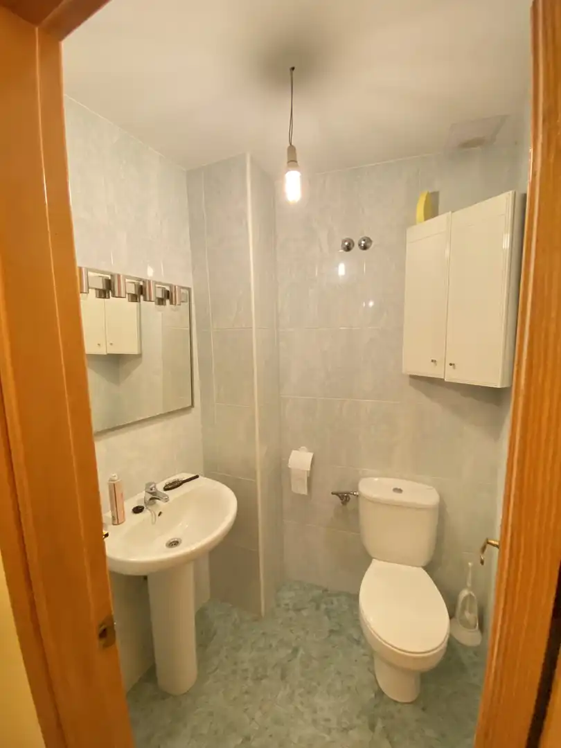 Bany de Casa o xalet en venda en El Torno  amb Moblat, Rentadora i Microones