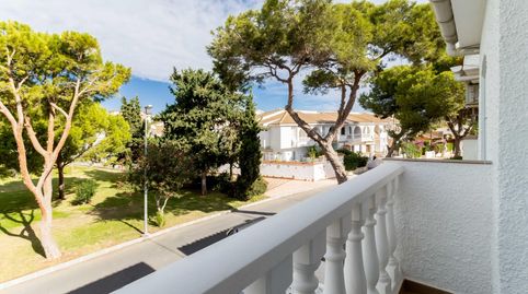 Foto 3 de Casa adosada en venta en La Zenia, Orihuela