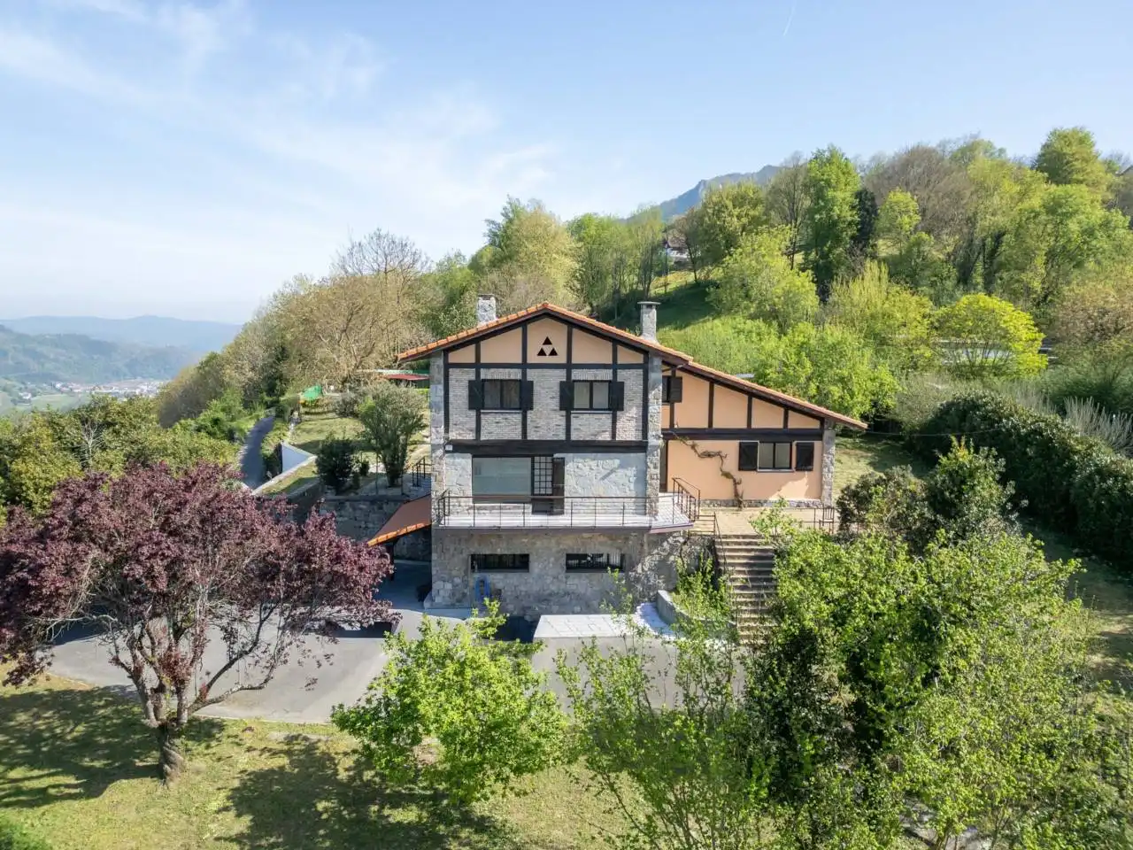 Vista exterior de Casa o chalet en venta en Tolosa con Calefacción, Jardín privado y Terraza