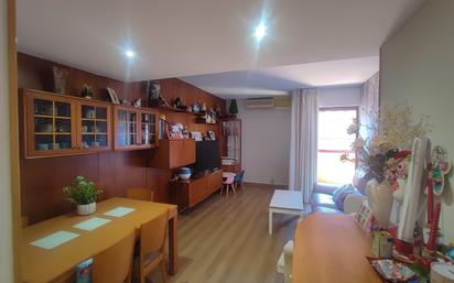 Sala d'estar de Pis en venda en  Madrid Capital amb Aire condicionat, Calefacció i Terrassa