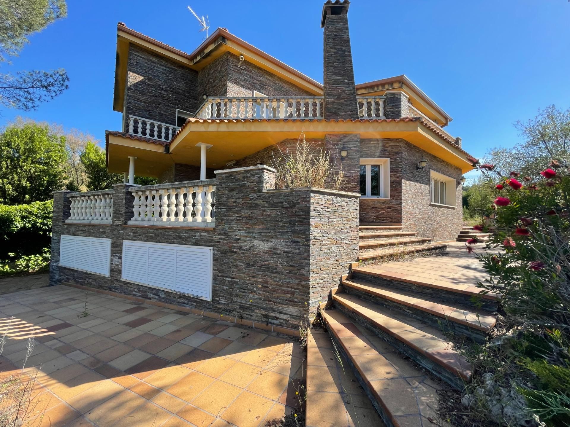 Exterior view of House or chalet for sale in Òdena  with Air Conditioner, Heating and Private garden