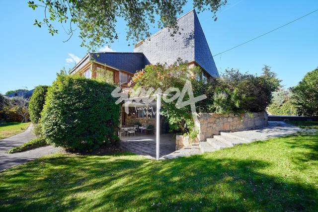 Casa-chalet en Venta en Calle Guridi en La Chopera