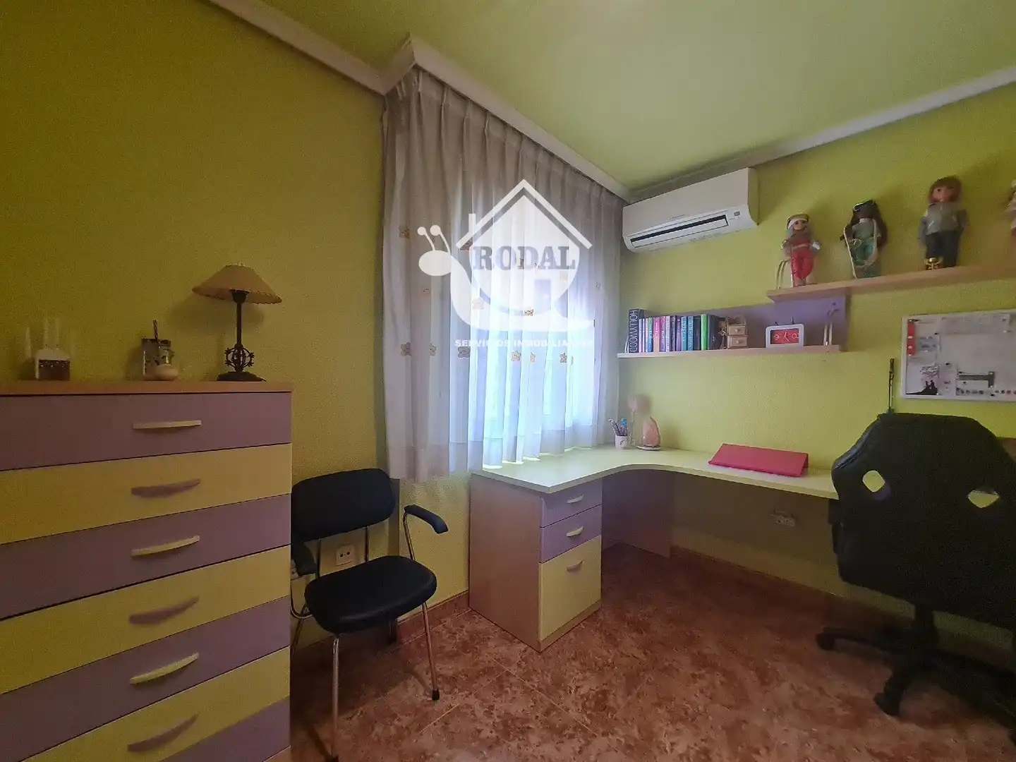 Schlafzimmer von Einfamilien-Reihenhaus zum Verkauf in Huércal de Almería mit Klimaanlage, Heizung und Terrasse
