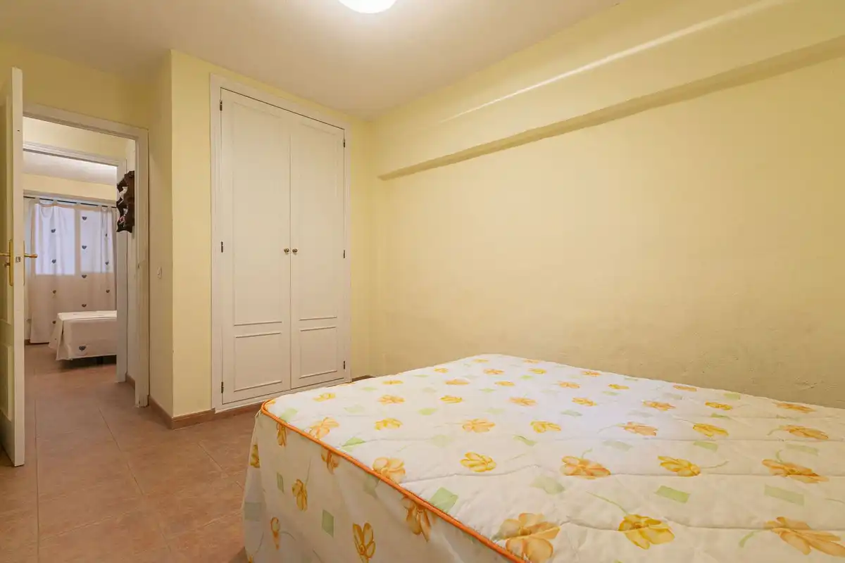 Dormitori de Casa adosada en venda en Marbella amb Terrassa i Traster