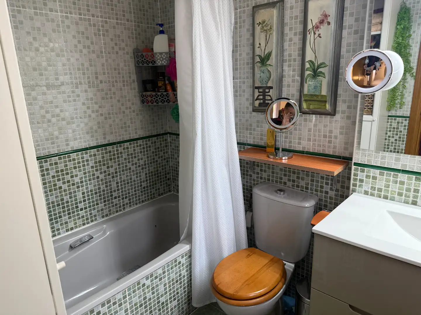 Bathroom of Houses for sale in Alcalá de Henares  with Air Conditioner, Heating and Private garden