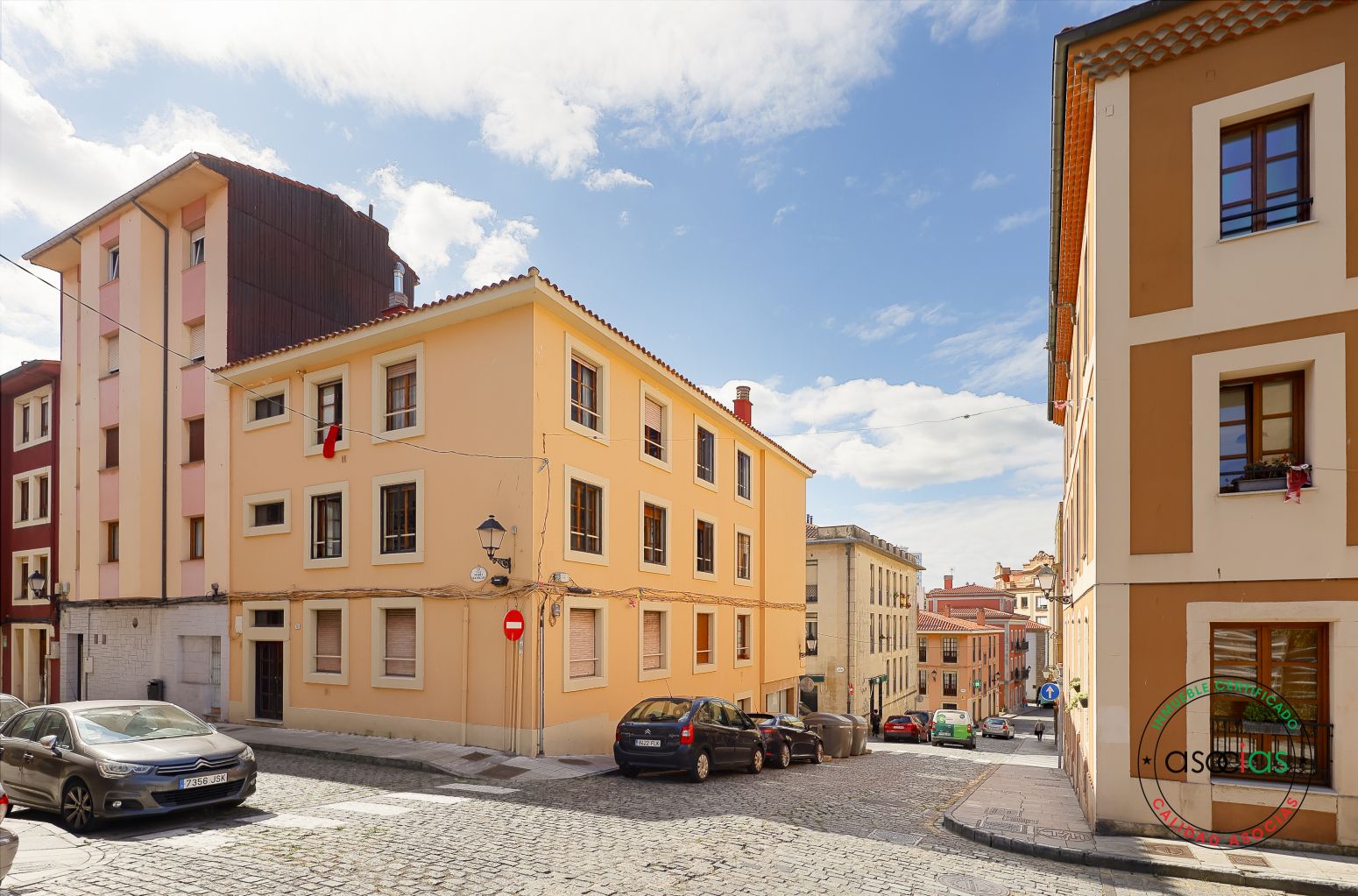 Vista exterior de Piso en venta en Gijón  con Calefacción y Trastero