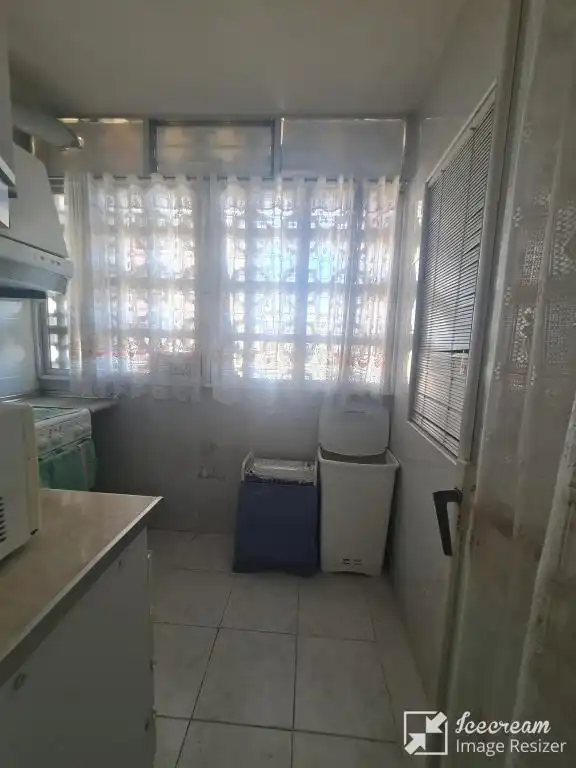 Cuina de Pis en venda en Fuenlabrada amb Calefacció, Parquet i Terrassa