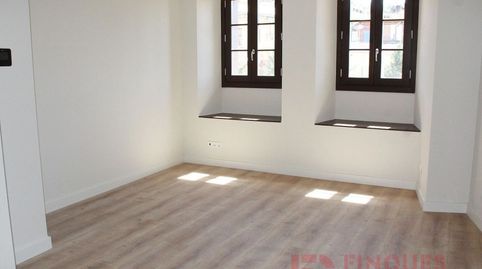 Foto 2 de Piso en venta en Belmirall, Centre - Barri Vell, Girona Capital