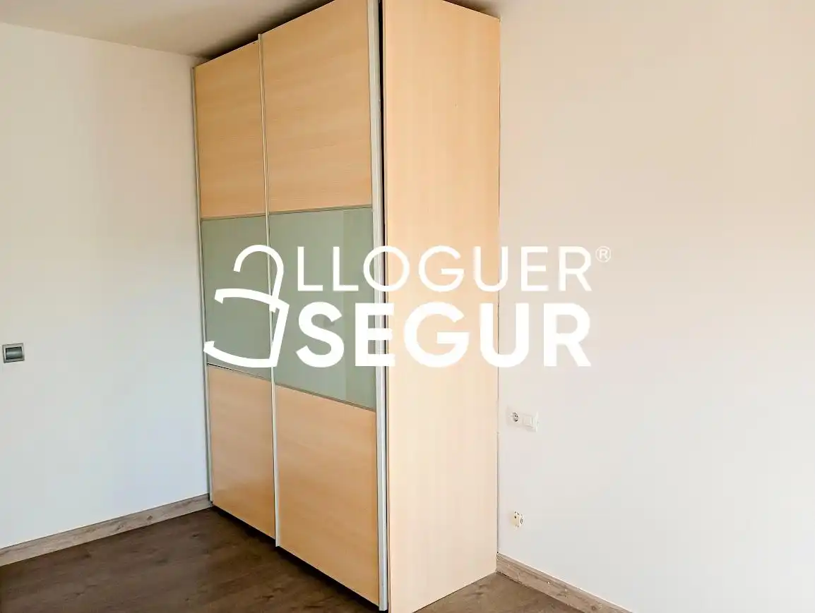 Habitación de Piso de alquiler en Olesa de Montserrat con Aire acondicionado, Calefacción y Terraza
