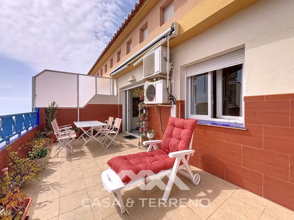 Terrasse von Dachboden zum Verkauf in Algarrobo mit Klimaanlage, Terrasse und Balkon