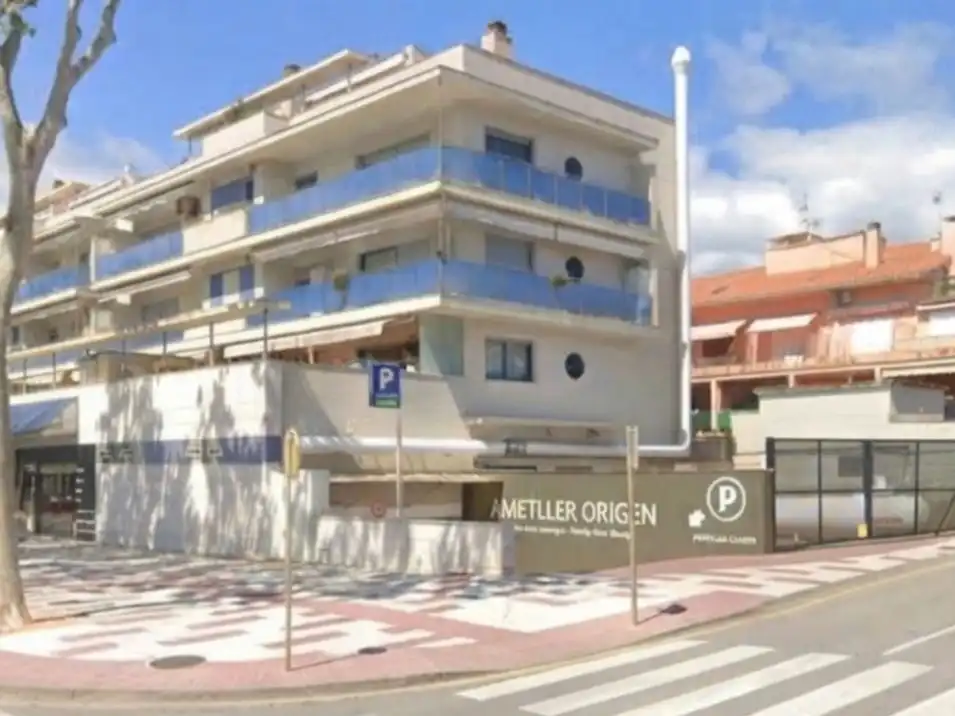 Individuel à vendre à Carrer escoles 17-23