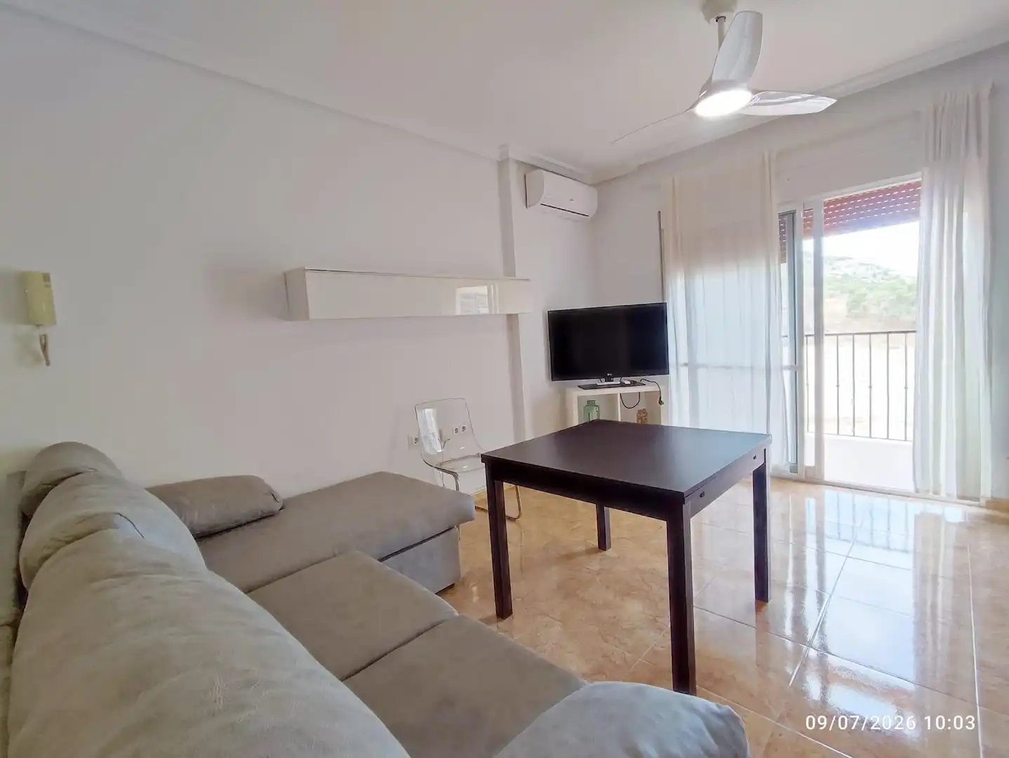 Sala de estar de Ático en venta en Orihuela con Aire acondicionado, Terraza y Amueblado