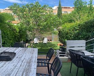 Jardí de Casa adosada en venda en Cáceres Capital amb Terrassa i Piscina