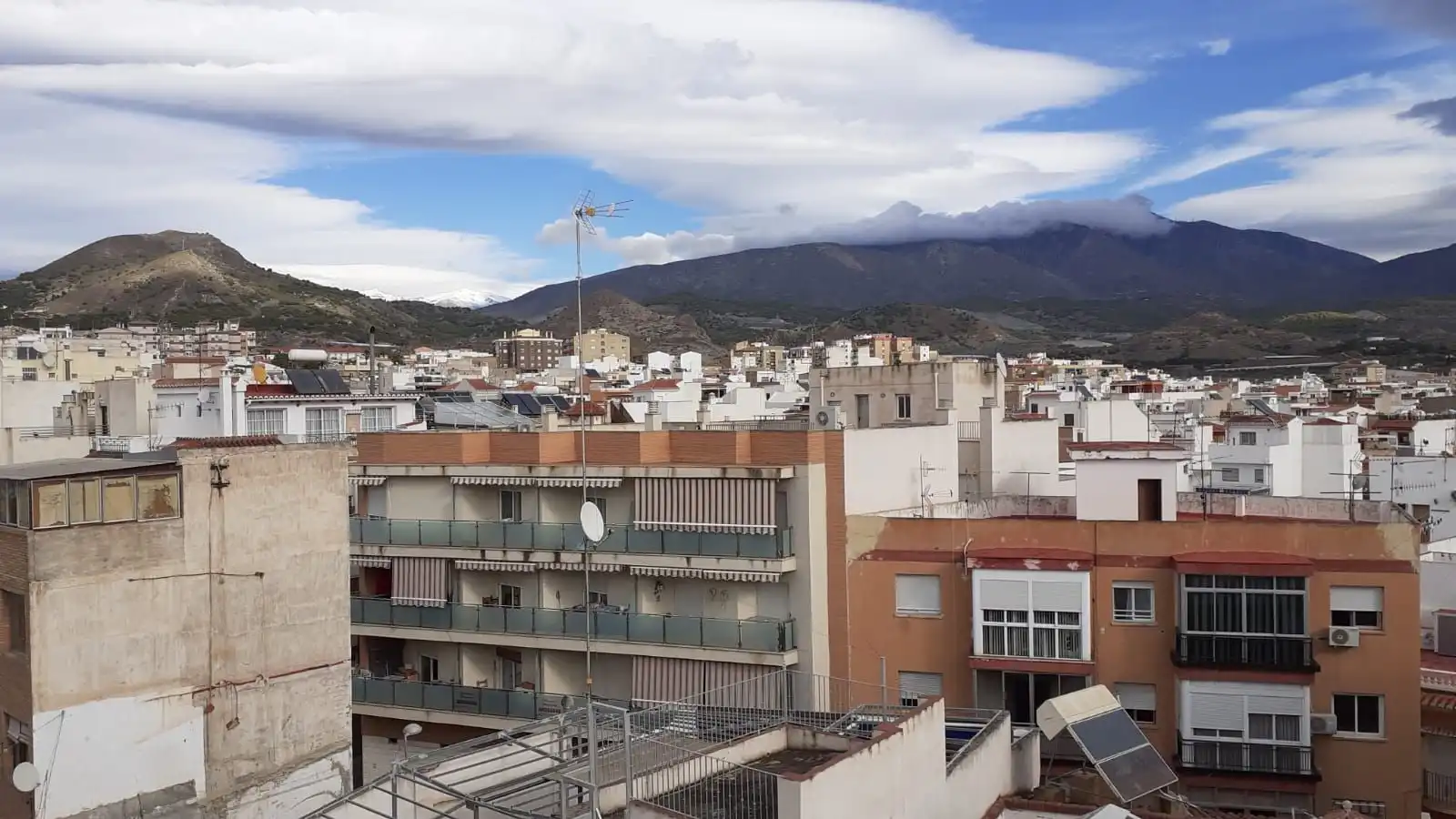 Vista exterior de Pis en venda en Motril amb Terrassa