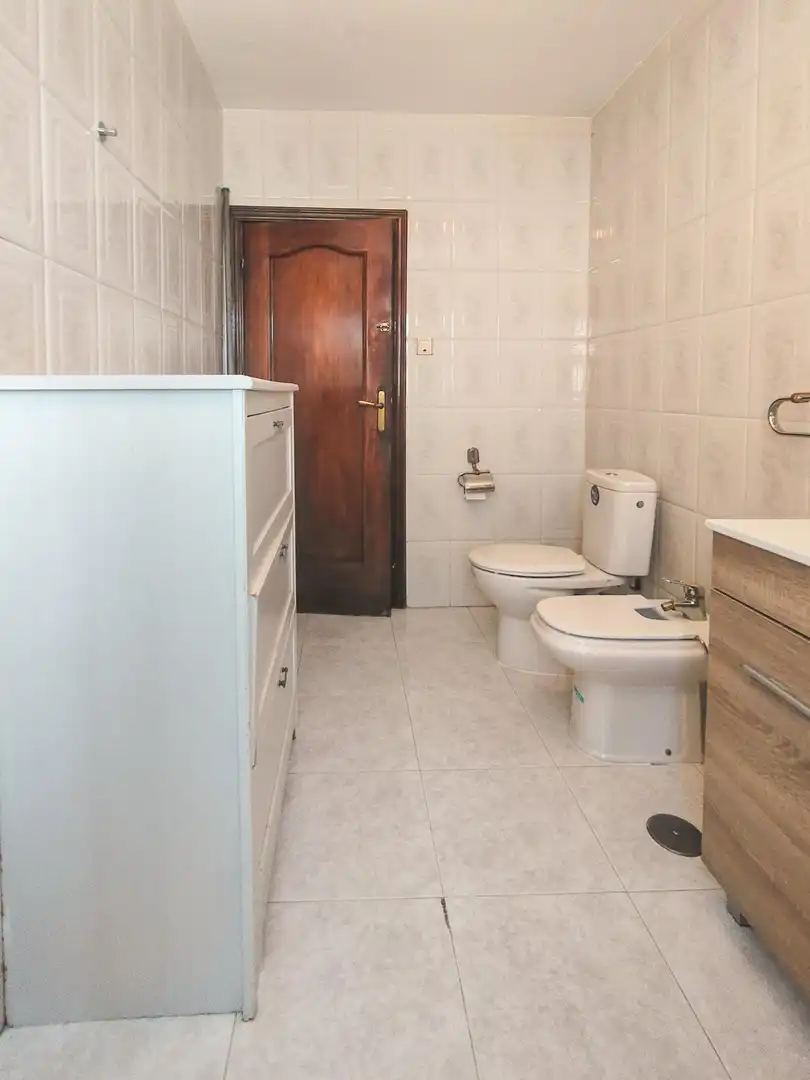 Baño de Piso en venta en Madrid con Calefacción y Parquet