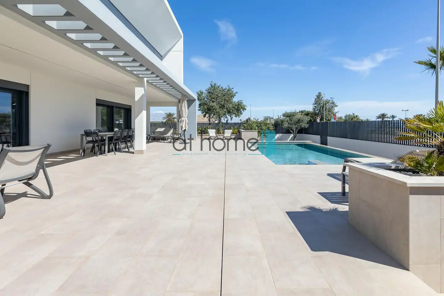 Vista exterior de Casa o xalet en venda en Almenara amb Aire condicionat, Calefacció i Jardí privat