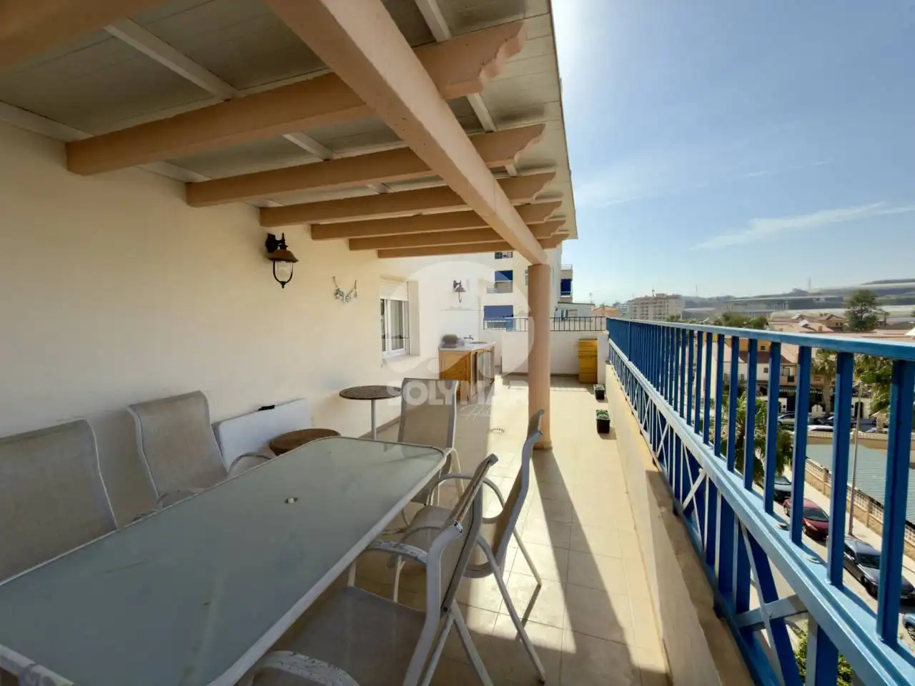Terrassa de Pis de lloguer en Algarrobo amb Aire condicionat, Terrassa i Moblat