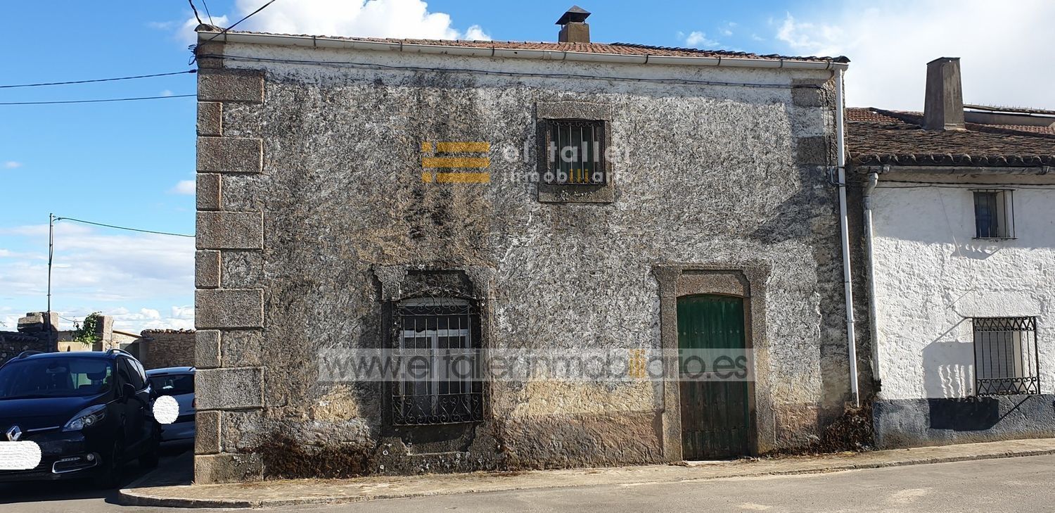 Exterior view of House or chalet for sale in Vitigudino