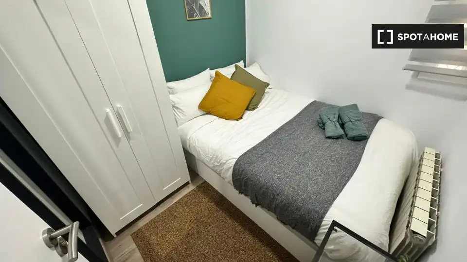 Habitació a Embajadores - Lavapiés