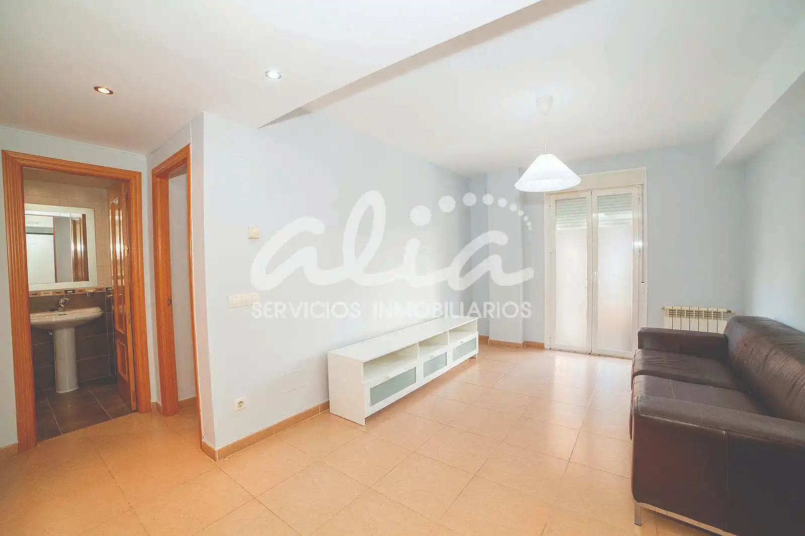 Sala de estar de Piso en venta en Aranjuez con Calefacción, Amueblado y Horno