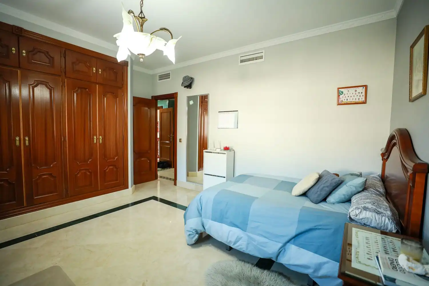 Habitación de Casa o chalet en venta en Pizarra con Aire acondicionado, Calefacción y Jardín privado
