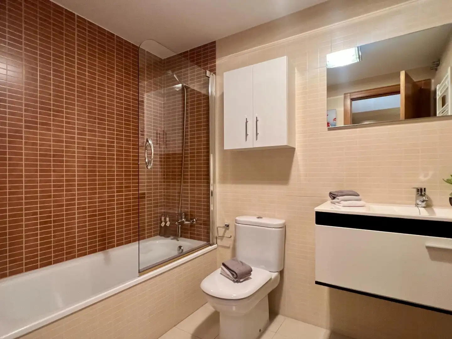 Bathroom of Flat for sale in Cambre   with Heating, Terrace and Storage room