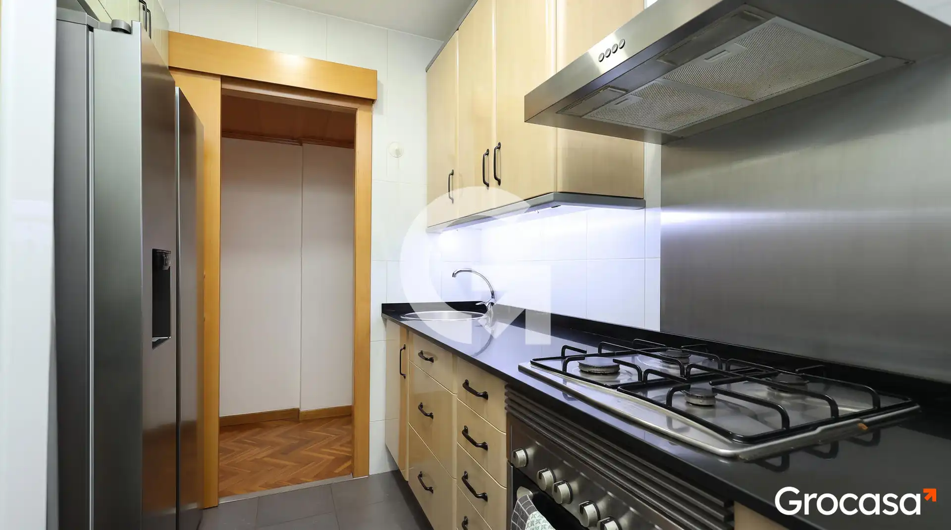 Cocina de Piso en venta en Barcelona con Aire acondicionado, Calefacción y Horno