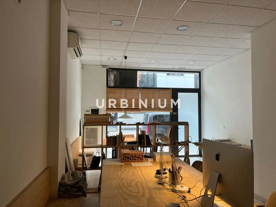Local comercial de lloguer a Eixample Sud – Migdia, imagen 2