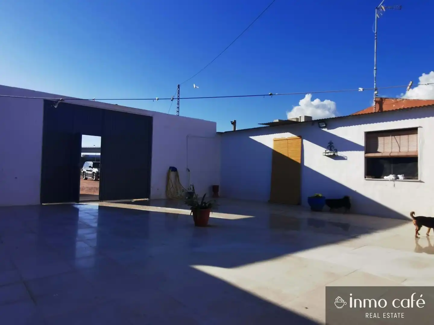 Terraza de Casa adosada en venta en Crevillent con Aire acondicionado