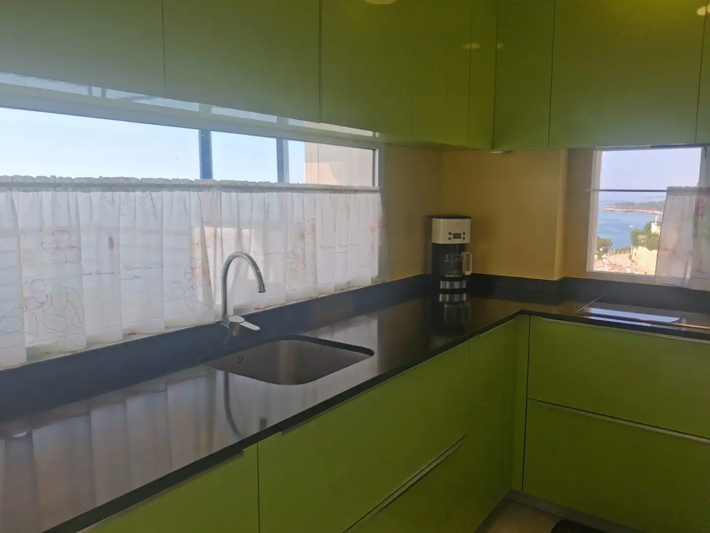 Kitchen of Flat for rent in Peñíscola / Peníscola  with Air Conditioner, Terrace and Swimming Pool