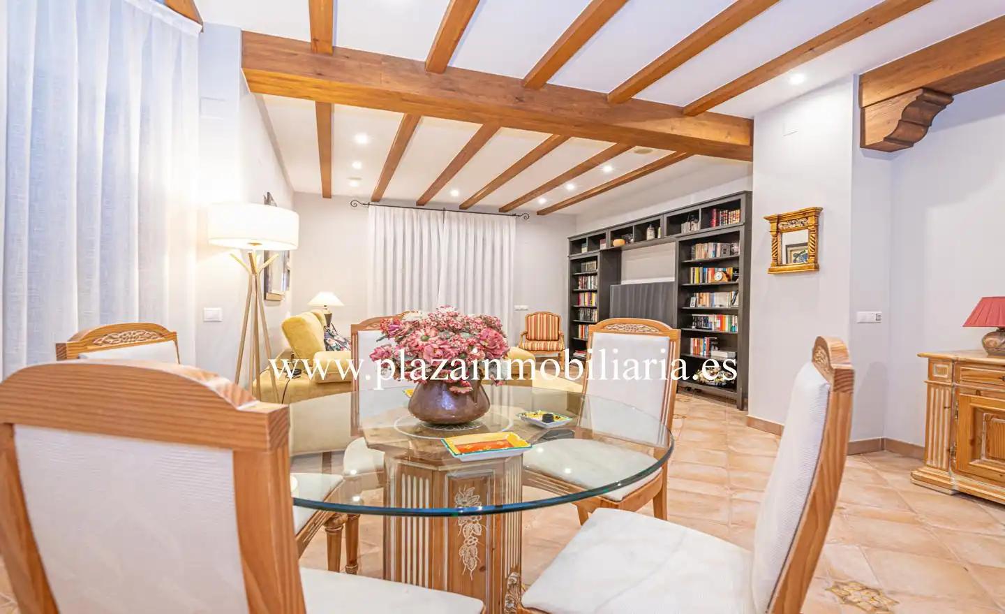 Dining room of Houses for sale in Lucena