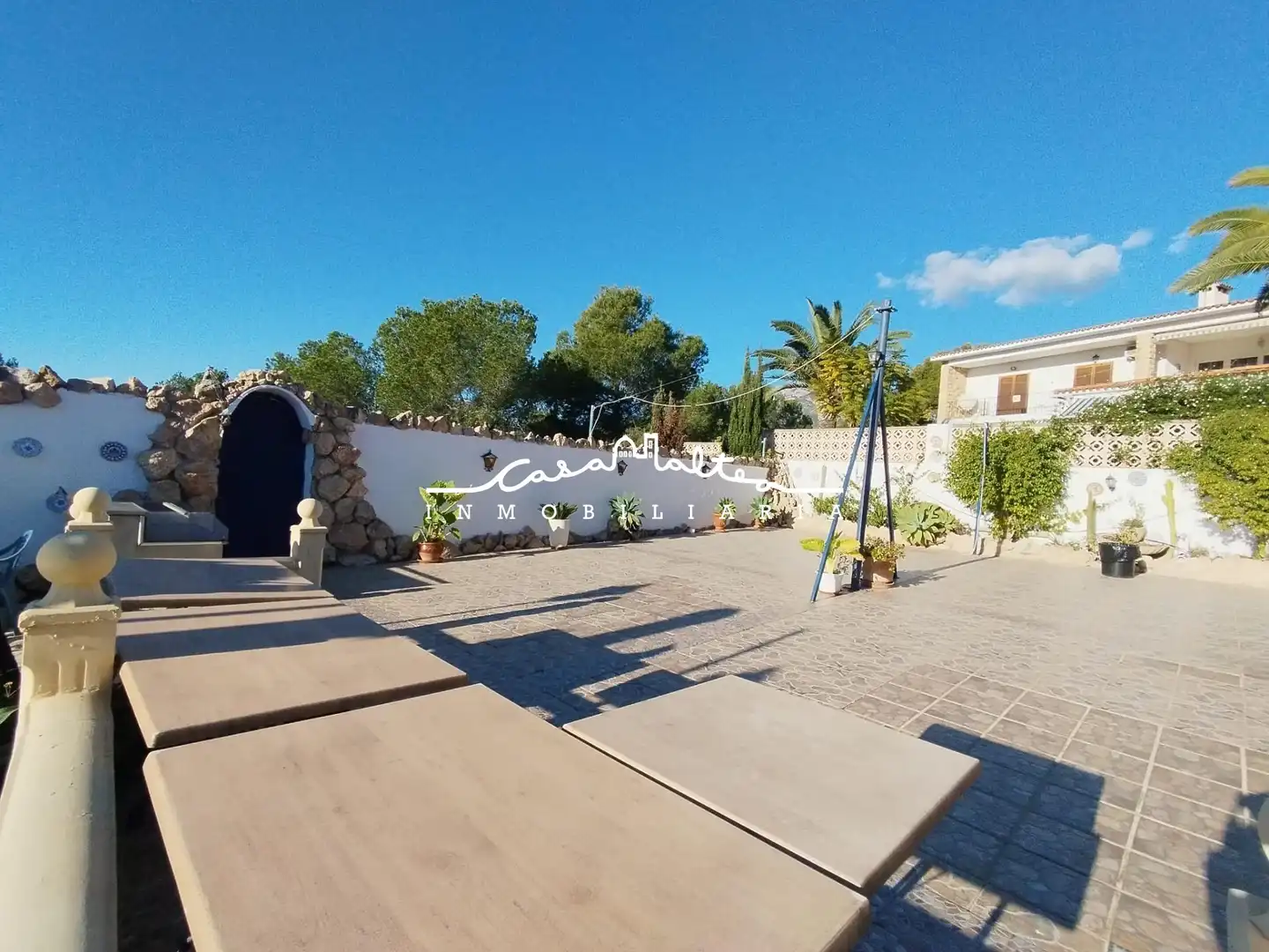 Vista exterior de Casa o chalet en venta en La Nucia con Aire acondicionado, Jardín privado y Terraza