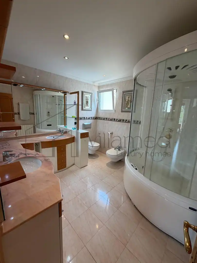 Baño de Casa o chalet de alquiler en La Pobla de Farnals con Aire acondicionado, Calefacción y Terraza