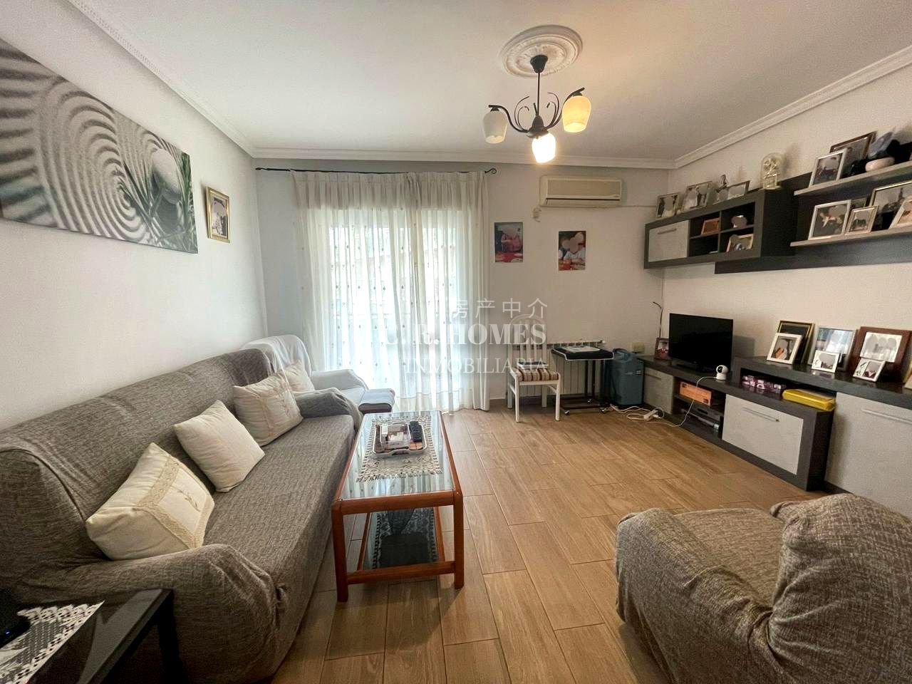 Sala d'estar de Pis en venda en Getafe amb Aire condicionat, Calefacció i Terrassa
