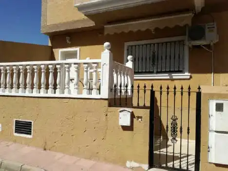 Adossat en venda a Hermanas Cristo Crucificado, imagen 2
