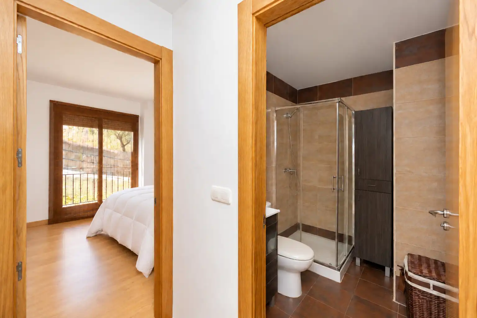 Bathroom of Flat for sale in Monachil pueblo