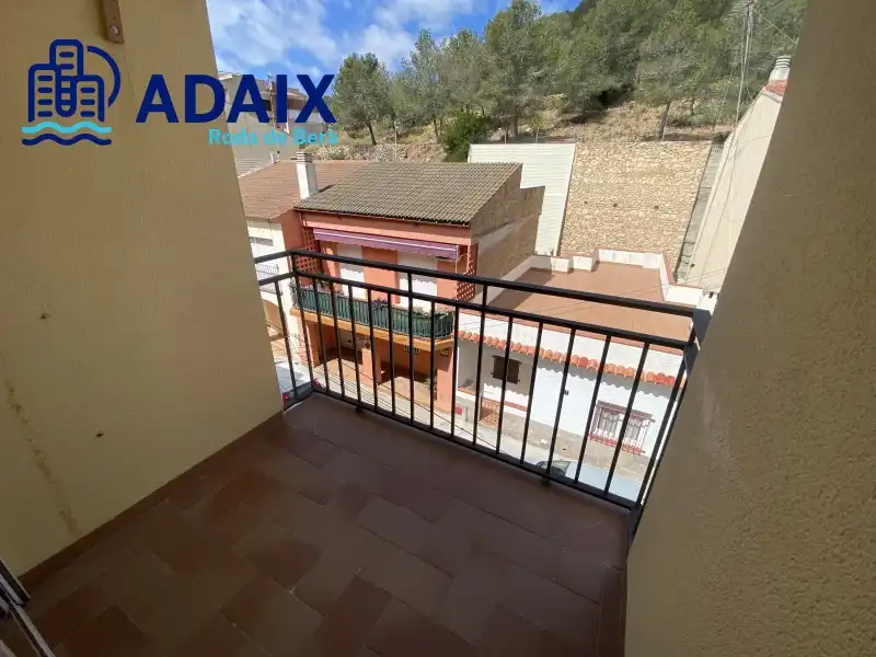 Vista exterior de Piso en venta en Roda de Berà con Calefacción, Terraza y Trastero