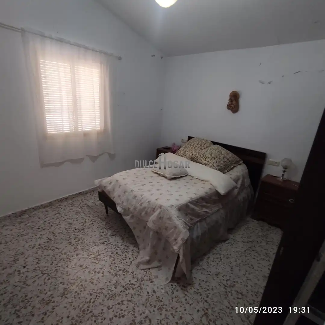 Habitación de Finca rústica en venta en Moclinejo con Terraza y Trastero