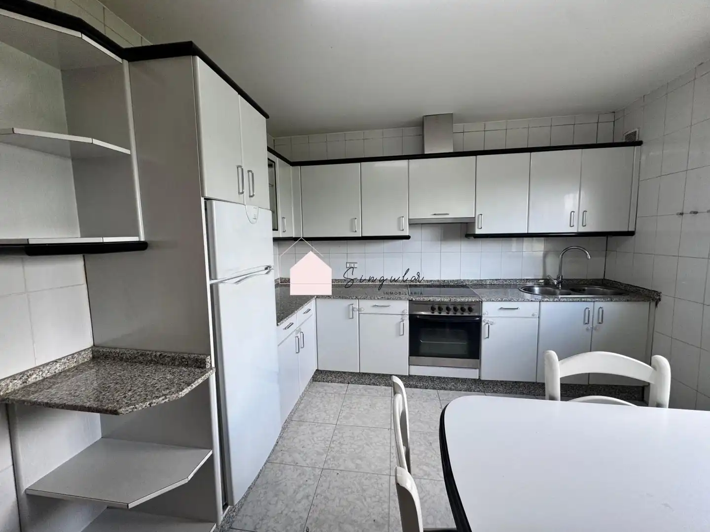 Kitchen of Flat for sale in Mos