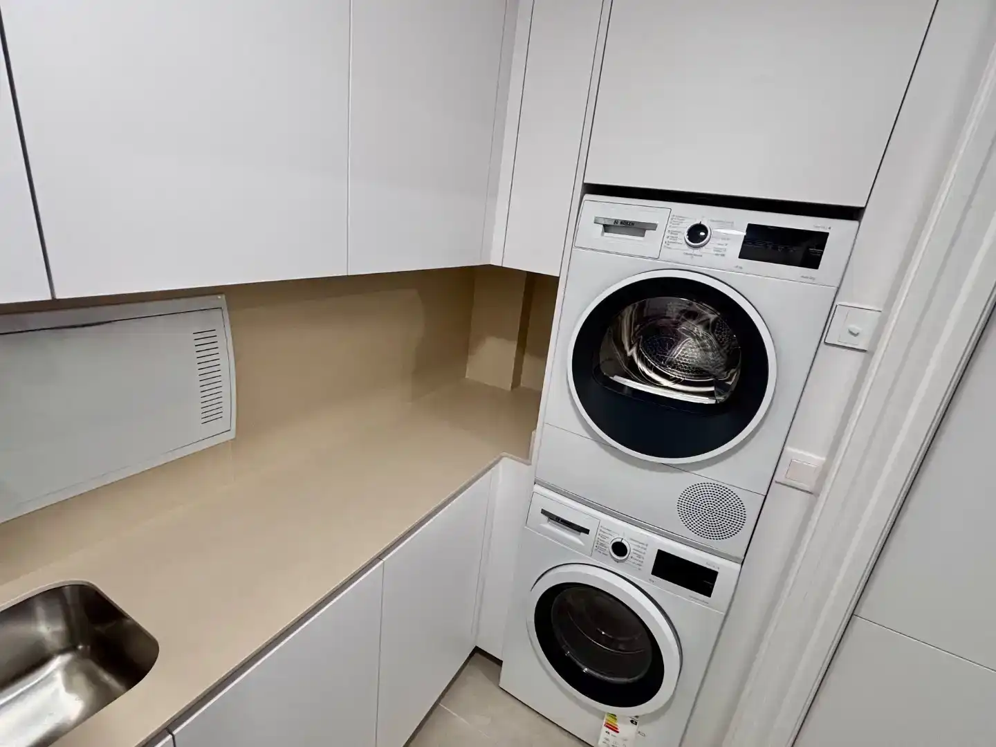 Piso en venta en Oleiros con Jardín privado, Trastero y Piscina