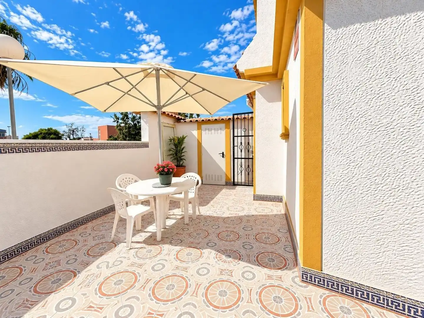 Maison mitoyenne avec piscine à vendre à Zona Carrefour - Urbanizaciones, imagen 4