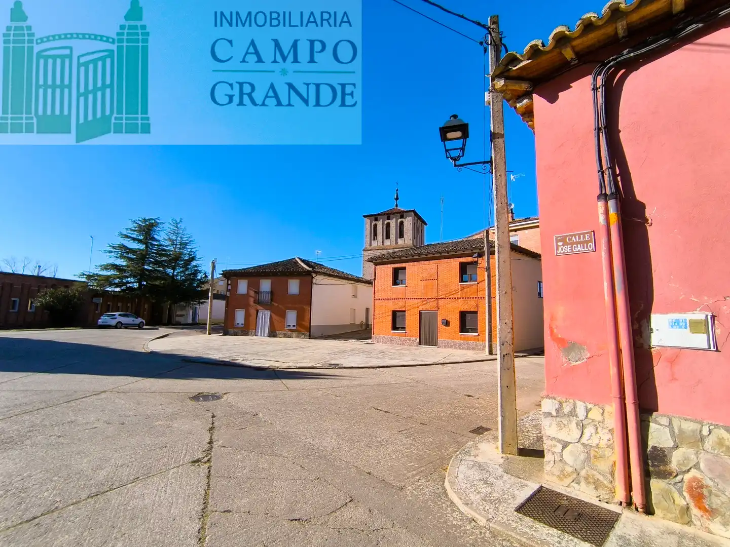 Vista exterior de Casa o chalet en venta en Villarramiel con Jardín privado, Trastero y Amueblado