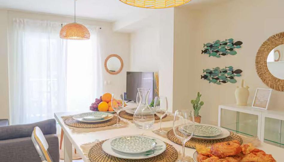 Photo 1 of Apartment to share in Campello Playa, Alicante