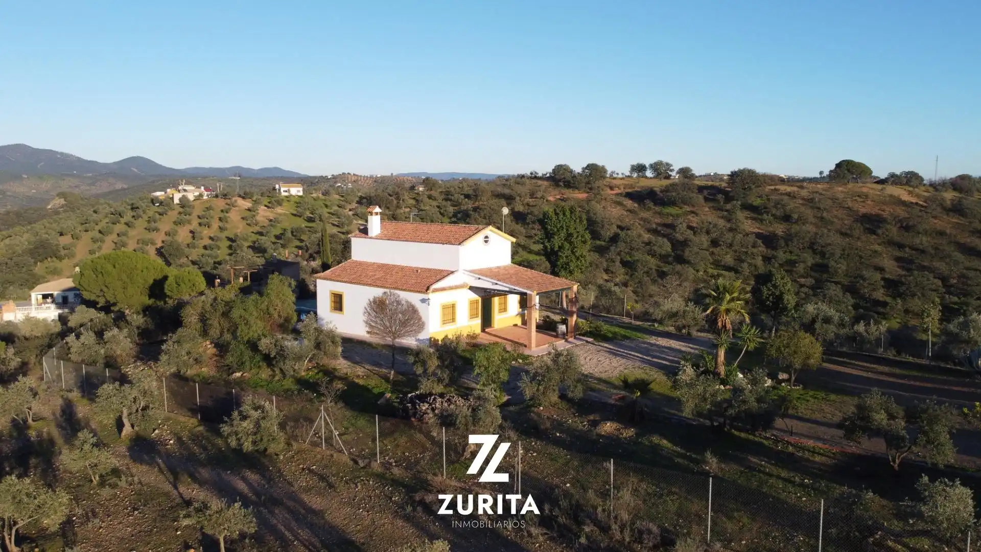 Casa rústica con piscina en venta en Zona Pantano Martín Gonzalo