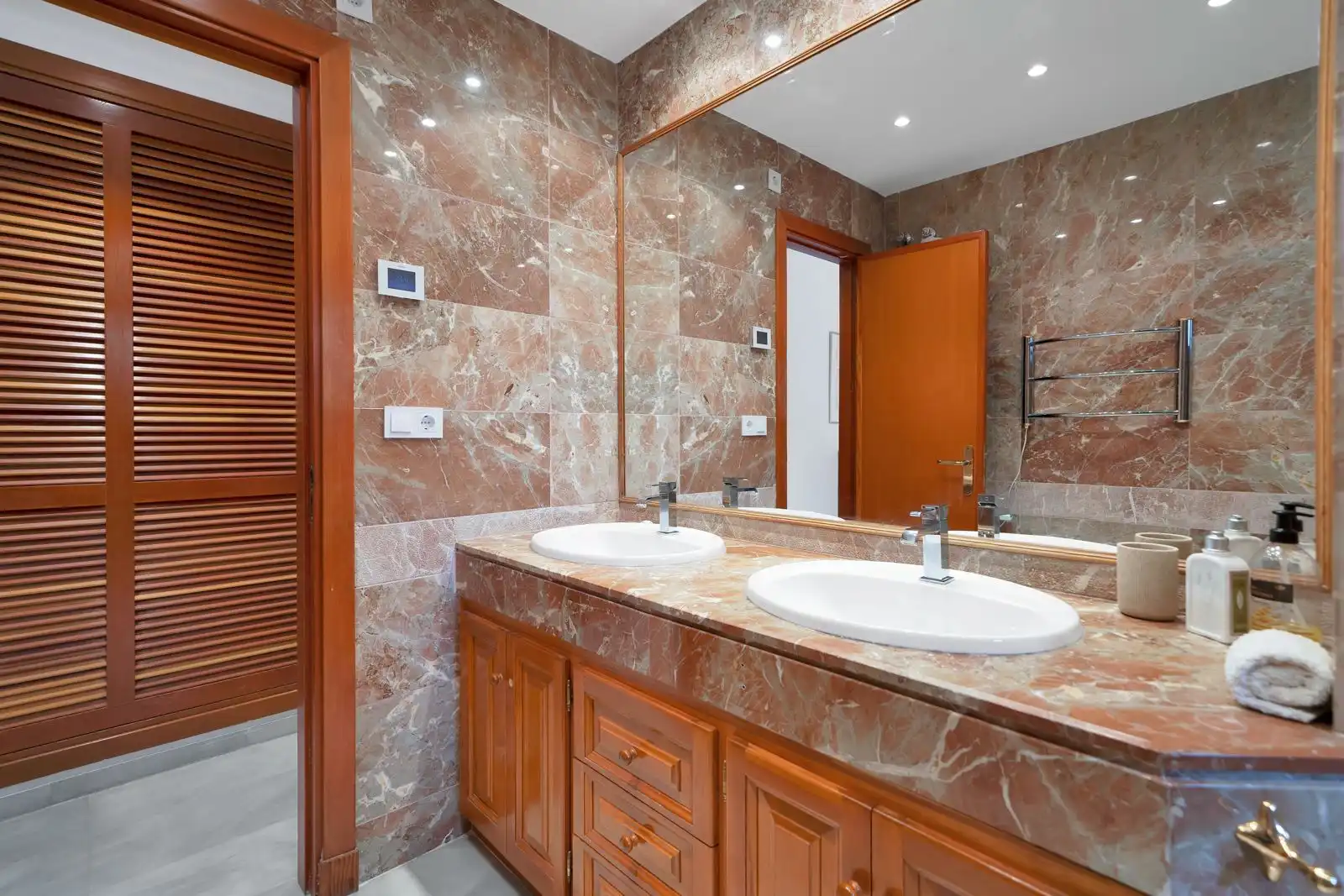 Apartament amb terrassa en venda a Nueva Andalucía, imagen 9